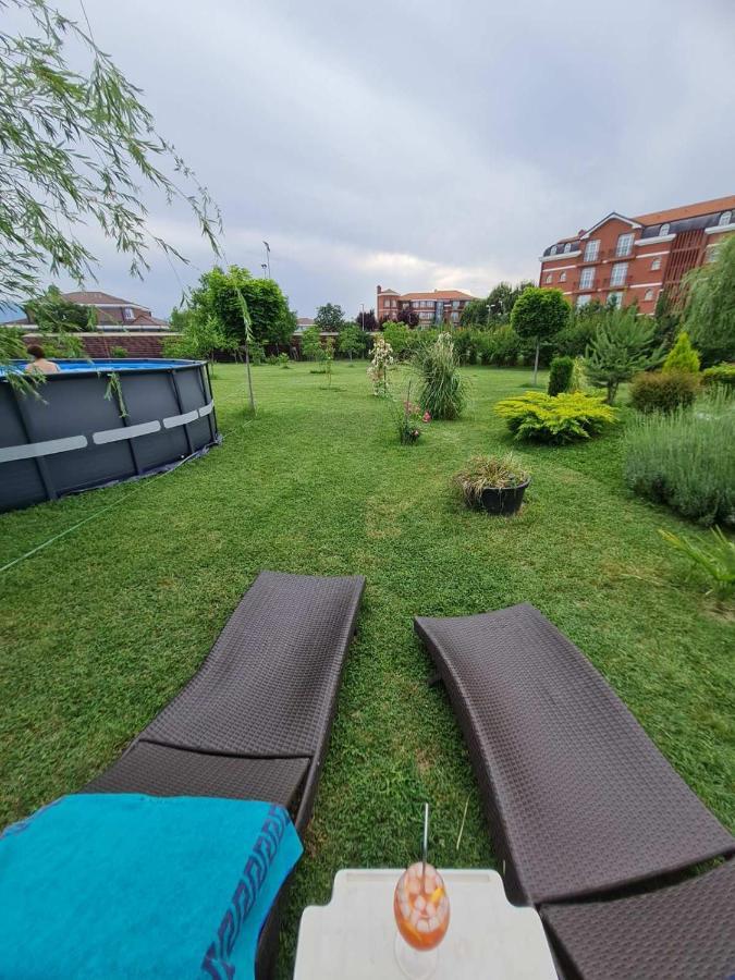 Green Villa Rodna Skopje Extérieur photo