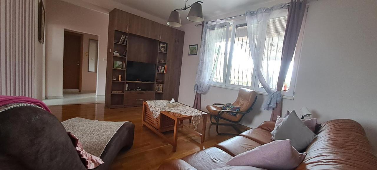 Green Villa Rodna Skopje Extérieur photo