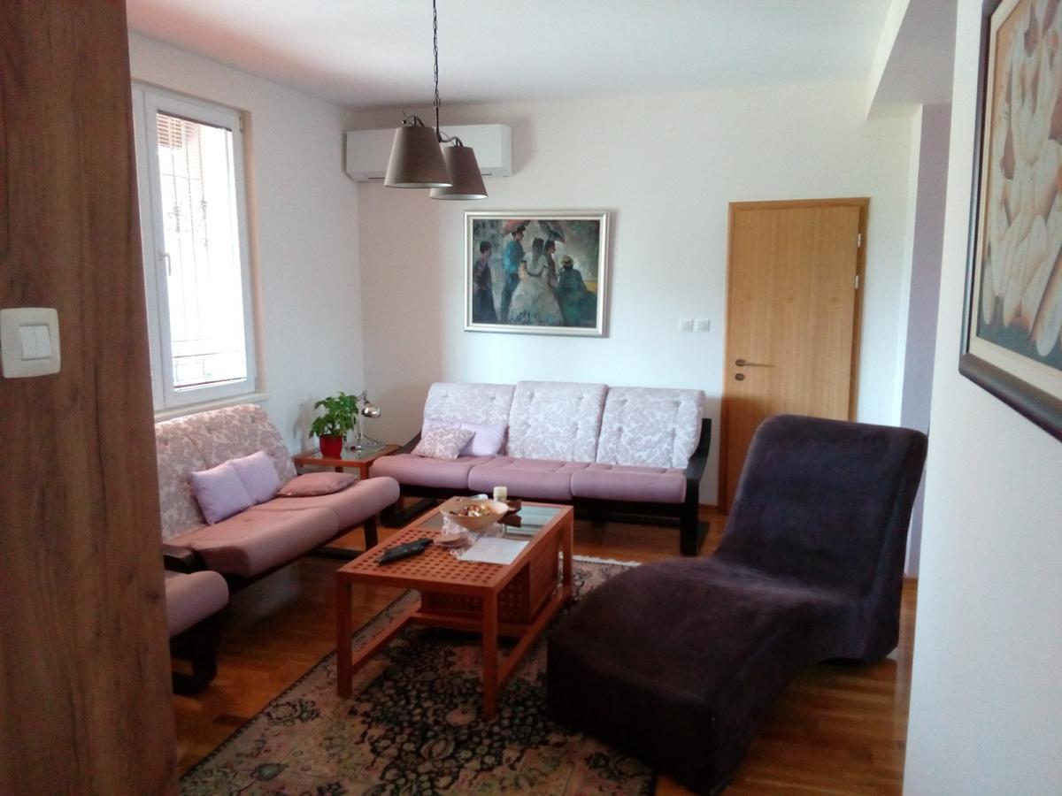 Green Villa Rodna Skopje Extérieur photo